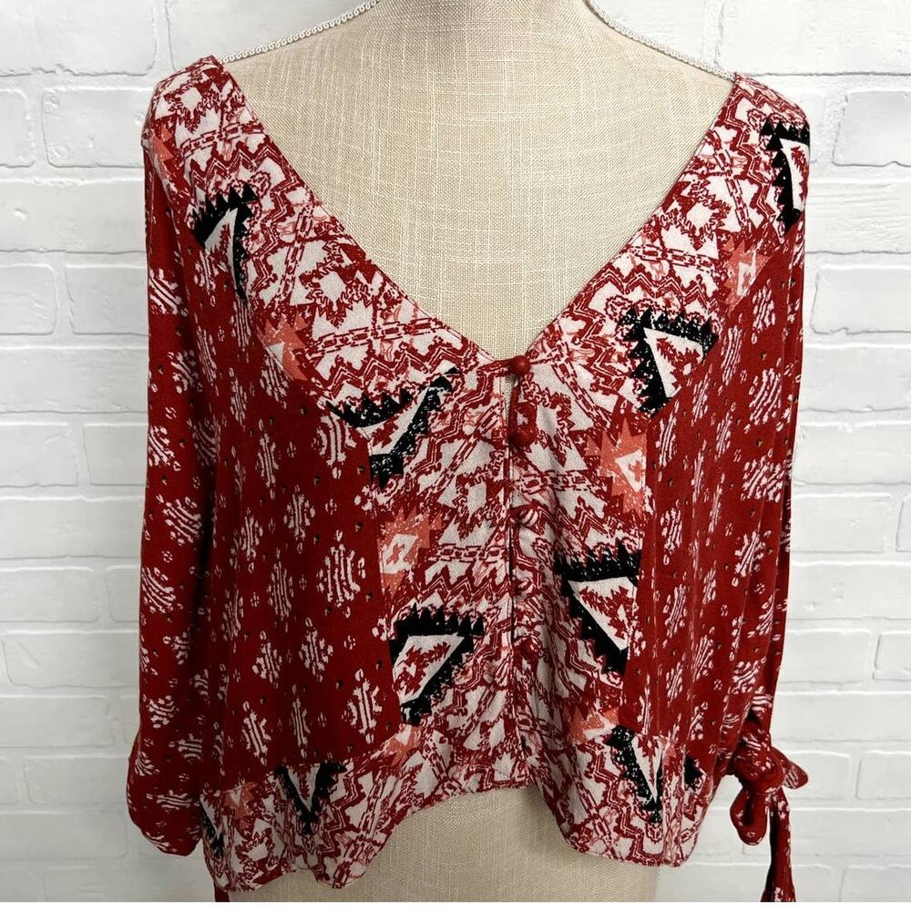 Storia Tribal Pattern Oversized Loose Fit Crop Style Top Tie Sleeves- sz s/m